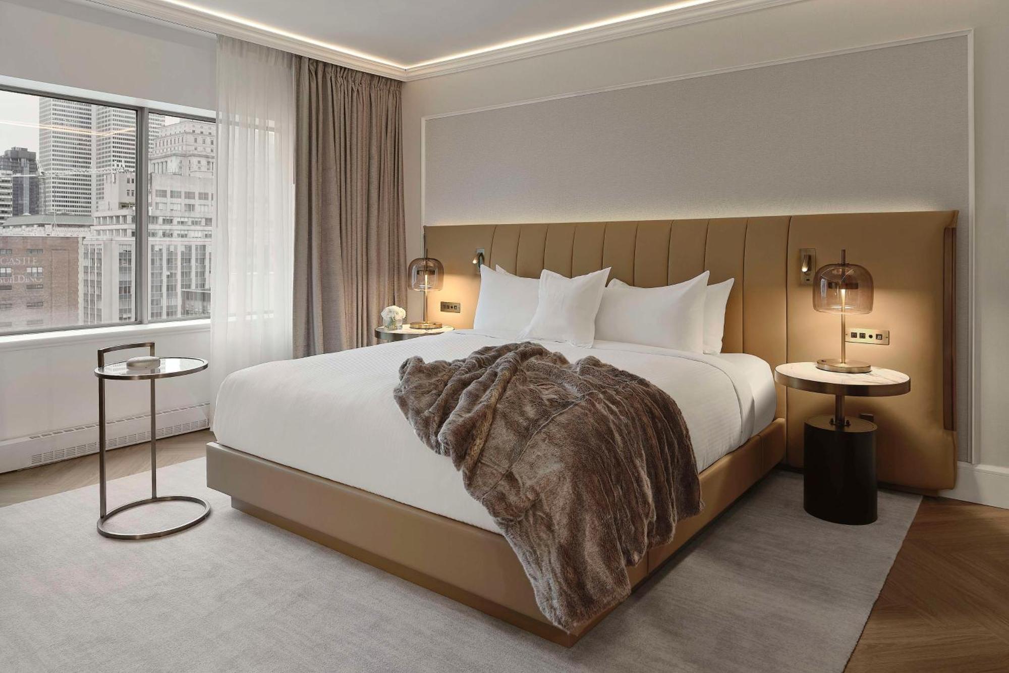 Vogue Hotel Montreal Downtown, Curio Collection By Hilton Екстер'єр фото