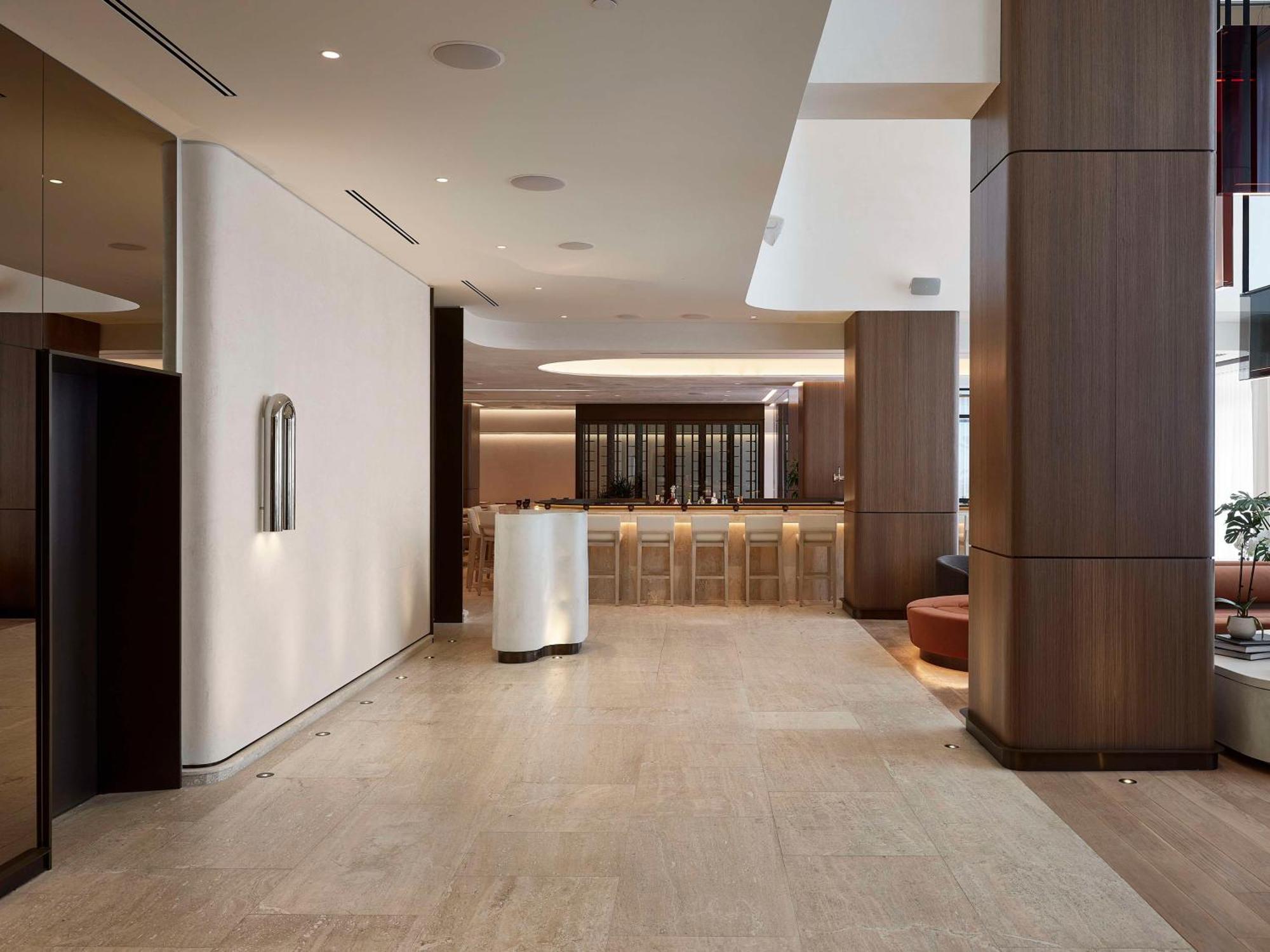 Vogue Hotel Montreal Downtown, Curio Collection By Hilton Екстер'єр фото
