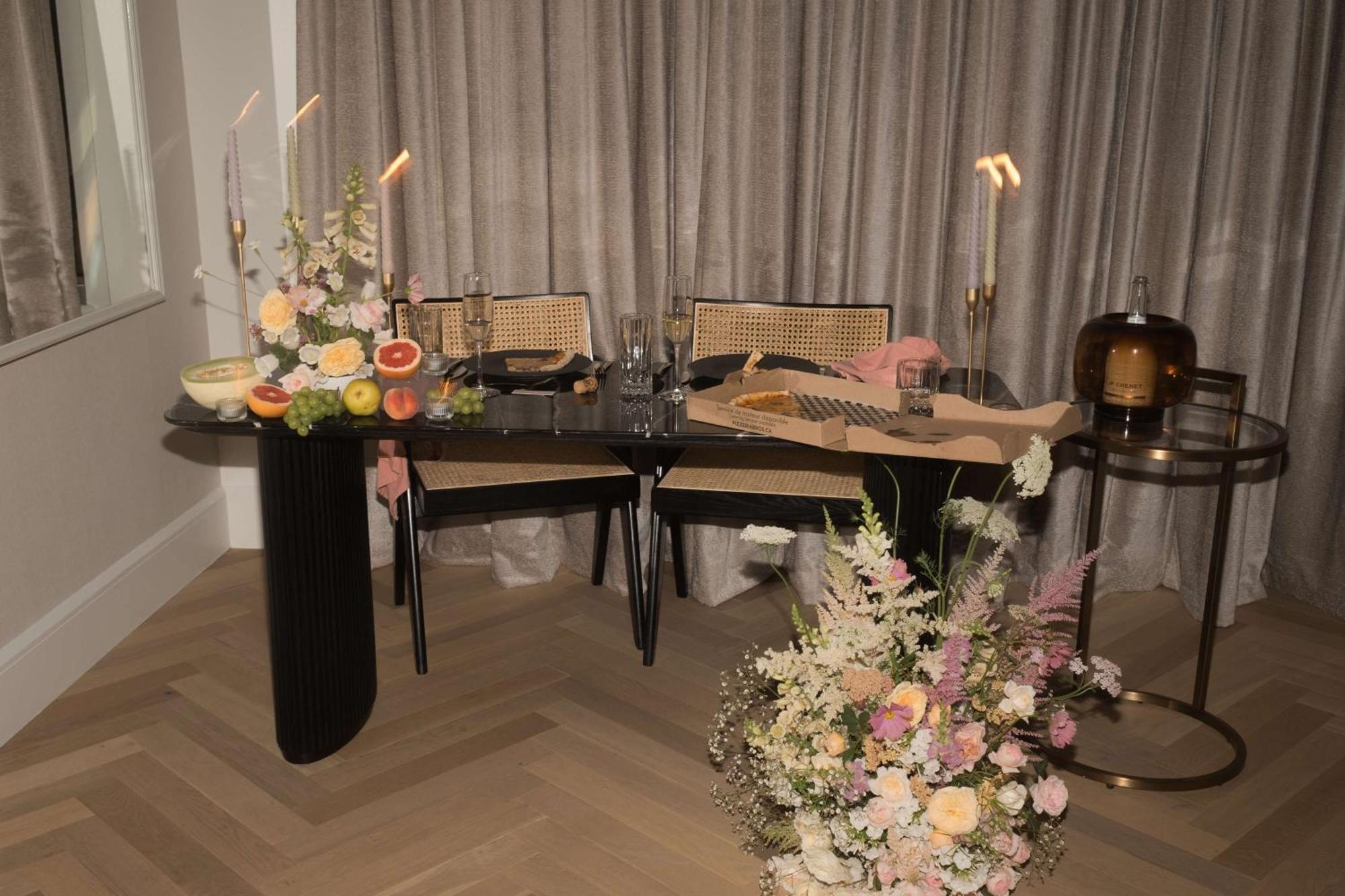 Vogue Hotel Montreal Downtown, Curio Collection By Hilton Екстер'єр фото